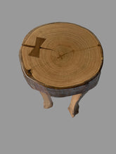 Load image into Gallery viewer, RJORW: Table- BowTie with Split VENDU/SOLD
